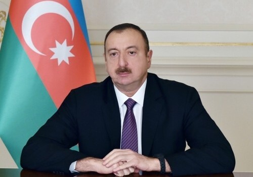 Президент Ильхам Алиев поздравил азербайджанский народ с Днем солидарности азербайджанцев мира и Новым годом (Видео)