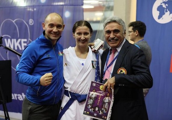 Азербайджанская каратистка победила в финале турнира в Париже