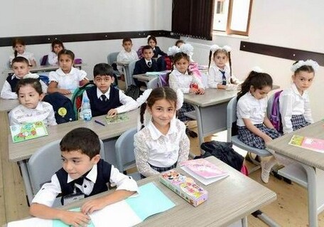 Определена длительность учебного года в Азербайджане