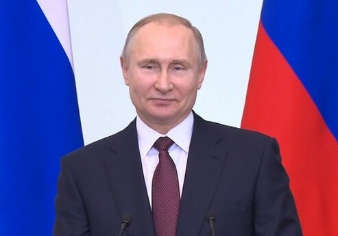 Путин поздравил мусульман с Ураза-байрам