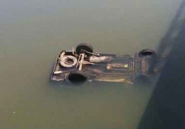 В Масаллы автомобиль упал в канал, погиб водитель