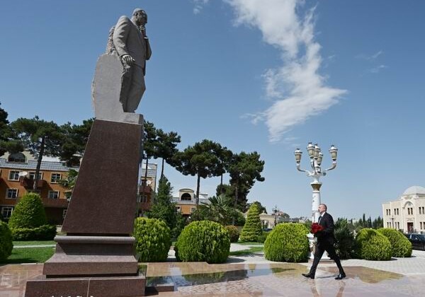 Ильхам Алиев прибыл в Агджабеди - Президент АР принял участие в открытии ряда объектов (Фото-Обновлено)