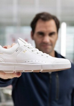 Роджер Федерер представил собственную модель кроссовок