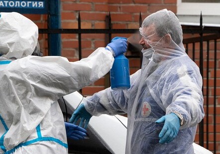 С начала пандемии коронавирус выявили у 707,3 тыс. жителей России