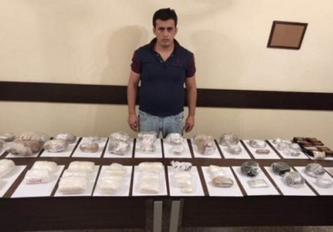 Пограничники Азербайджана пресекли контрабанду около 24 кг наркотиков (Фото)