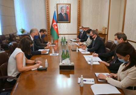 Глава МИД Азербайджана встретился с представителем ЕС (Фото)