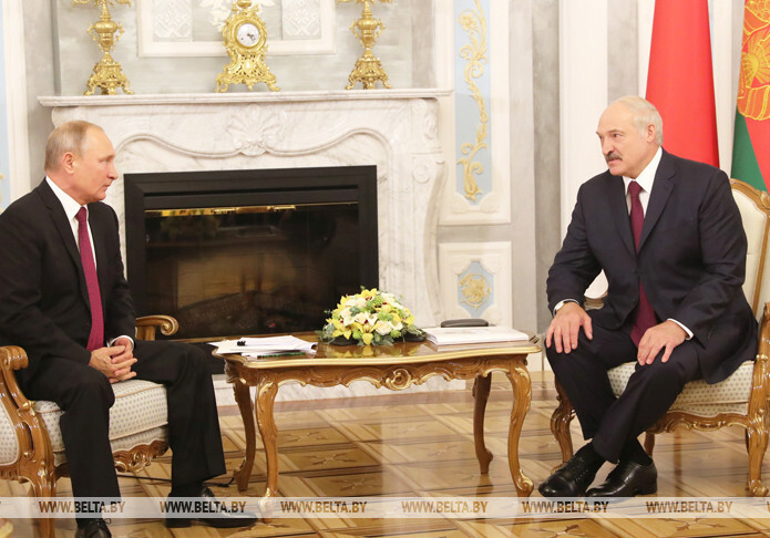 Путин поздравил Лукашенко с победой на выборах - в Беларуси было неспокойно (Фото-Видео)