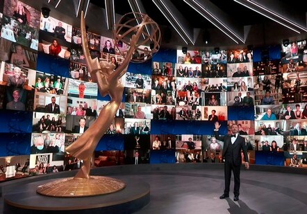 Объявлены лауреаты премии «Эмми» (Фото)