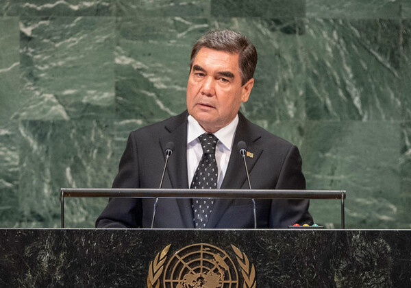 Президент Туркменистана призвал к укреплению международного сотрудничества в области здравоохранения 