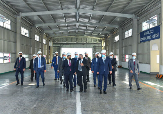 Микаил Джаббаров ознакомился с деятельностью промышленных предприятий в Гяндже (Фото)
