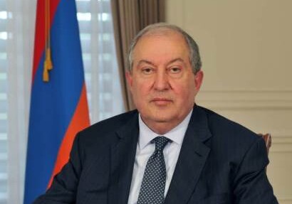 Президент Армении отправился с частным визитом в Россию