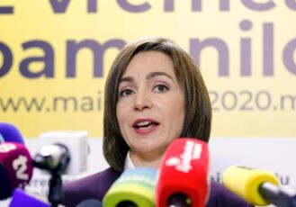 Санду заявила, что правительство Молдовы должно уйти в отставку