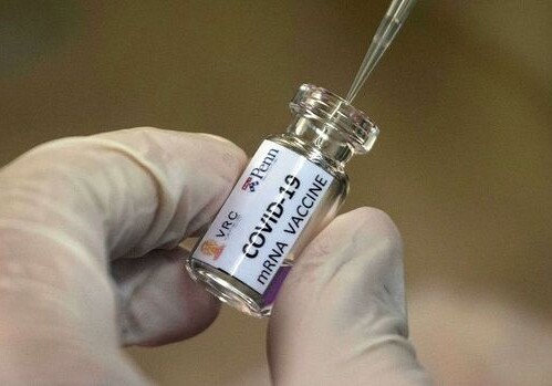 В Азербайджане стартовала вакцинация против коронавируса - Огтай Ширалиев и Рамин Байрамлы вакцинировались (Фото-Видео)