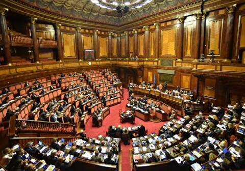 Нижняя палата парламента Италия выразила доверие правительству Конте