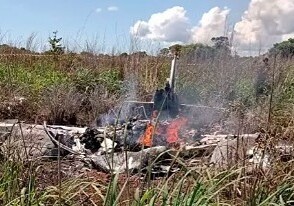 Самолет с футболистами бразильского клуба разбился при взлете (Видео)