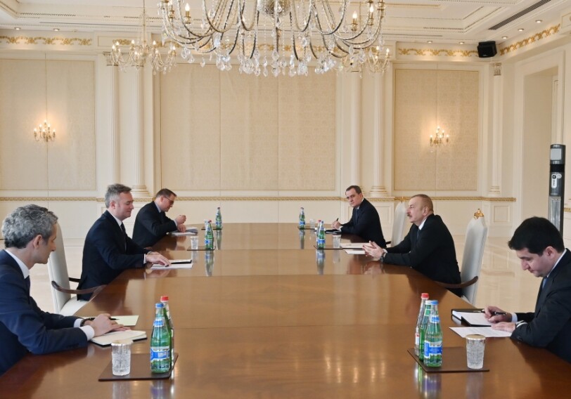 Президент Азербайджана принял госсекретаря Министерства Европы и иностранных дел Франции (Фото)