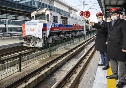 Из Турции по железной дороге БТК отправлены экспортные поезда в Россию и Китай