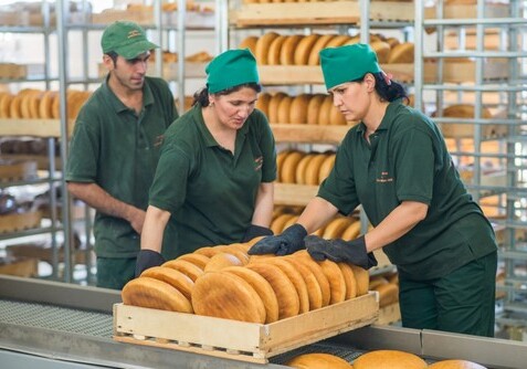 В Азербайджане еще на год освобождается от налогов производство и продажа хлеба