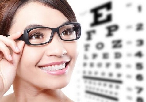 Офтальмолог назвал способ улучшить зрение за три минуты в день