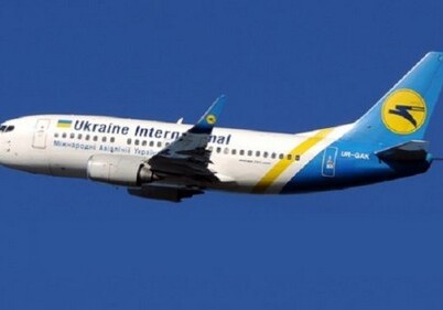 МАУ возобновляет авиарейсы из Киева в Баку
