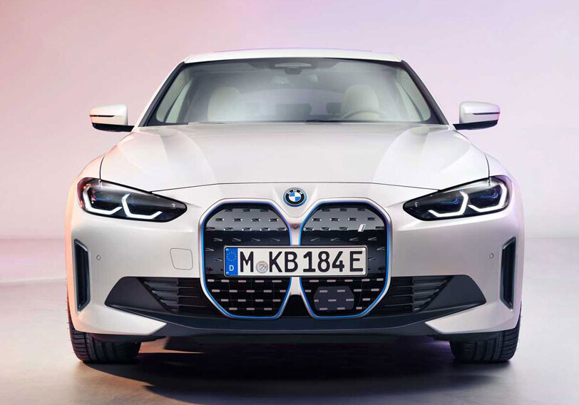 BMW официально представила новых электрокар i4