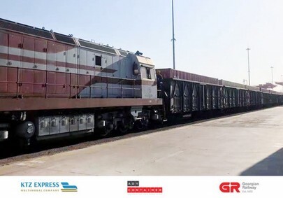 Второй контейнерный блок-поезд Китай-Азербайджан прибыл в Баку