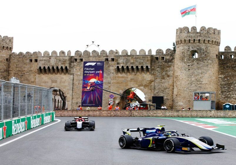 В Баку завершается подготовка к Гран-при Азербайджана Формулы-1