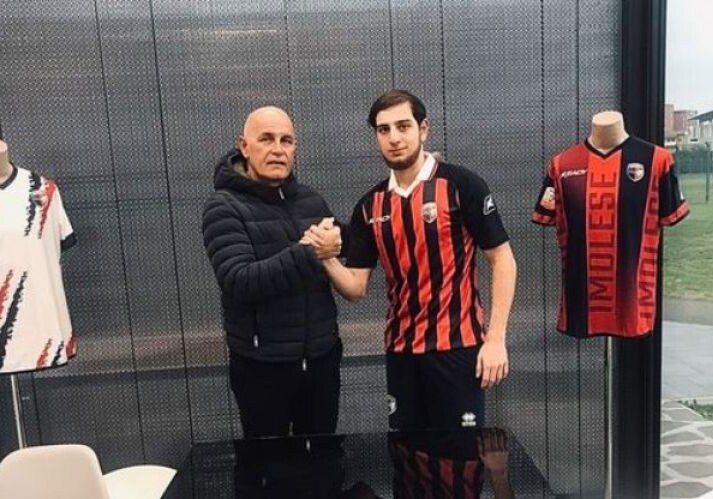 Итальянский клуб подписал контракт с форвардом сборной Азербайджана