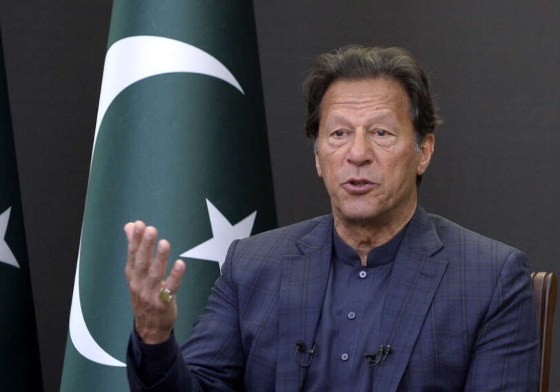 Экс-премьера Пакистана обвинили в терроризме