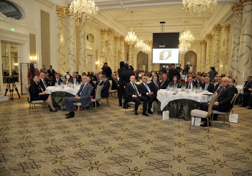 «Политика Гейдара Алиева: От строительства современного государства к великой победе» - Конференция ПЕА
