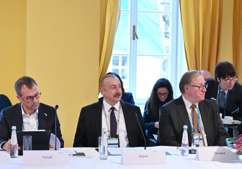 Ильхам Алиев в рамках Мюнхенской конференции по безопасности принимает участие в круглом столе, посвященном энергобезопасности (Фото-Обновлено)
