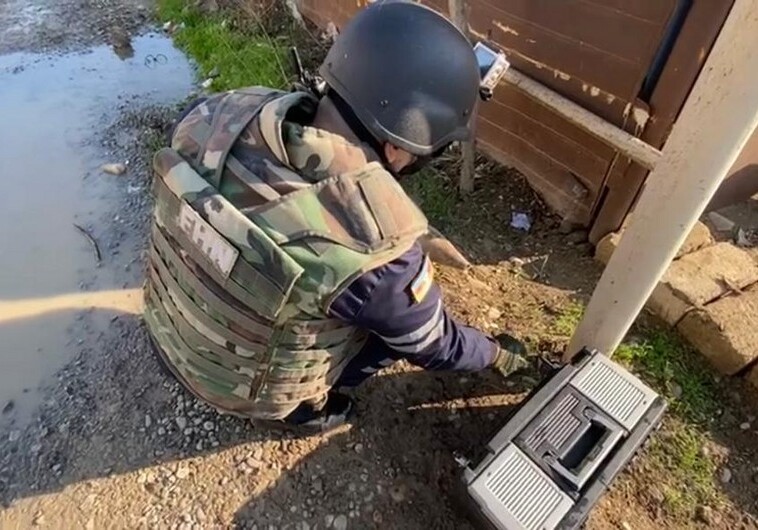 В Баку найден артиллерийский снаряд (Фото-Видео)