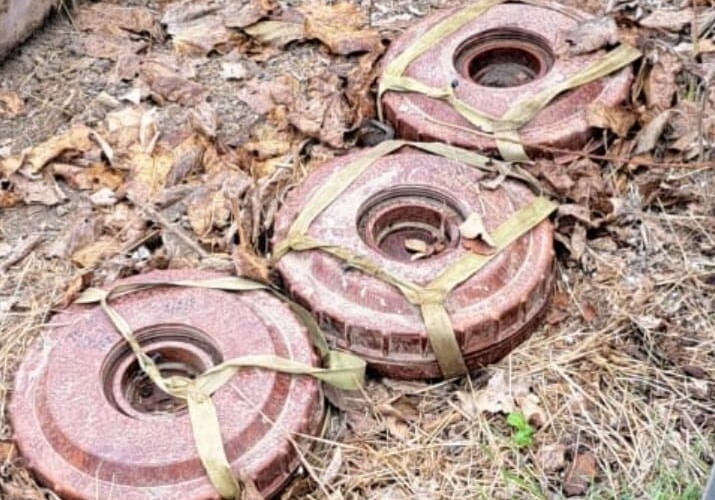 В Лачинском районе обнаружены мины (Видео)