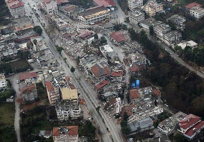 Число жертв землетрясений в Турции превысило 42,3 тыс.