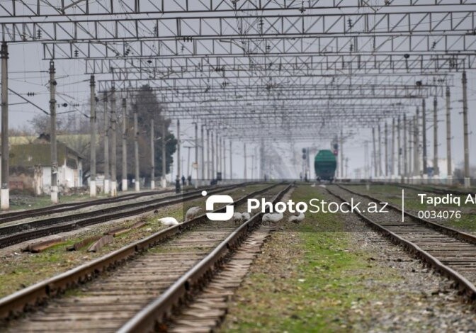 Дежурный по переезду подвергся физическому давлению со стороны неизвестного лица - Совместное заявление АЖД и МВД АР