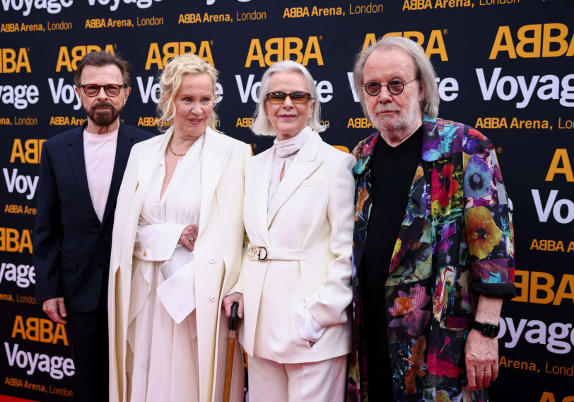Участники группы ABBA впервые за 36 лет вместе вышли в свет