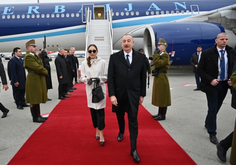 Ильхам Алиев прибыл с официальным визитом в Венгрию (Фото)