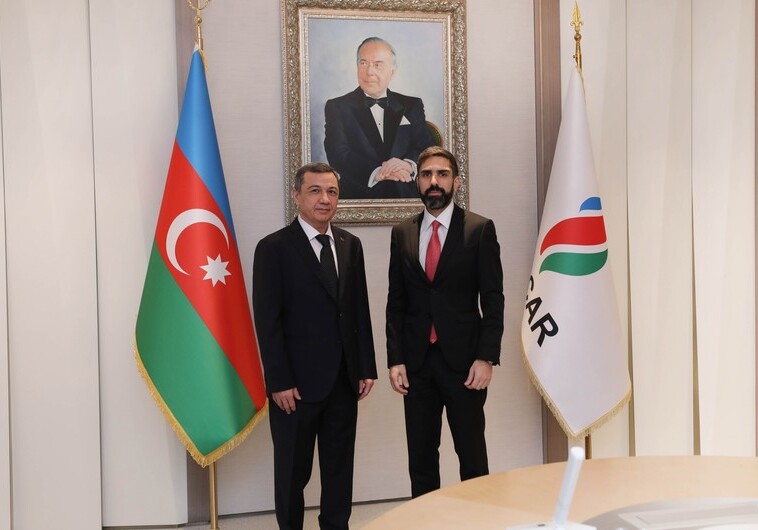 Президент SOCAR встретился с послом Туркменистана в Азербайджане