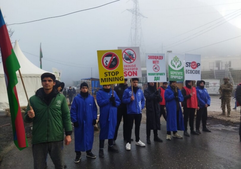 100-й день: Экоактивисты встретили праздник весны на дороге Лачин-Ханкенди