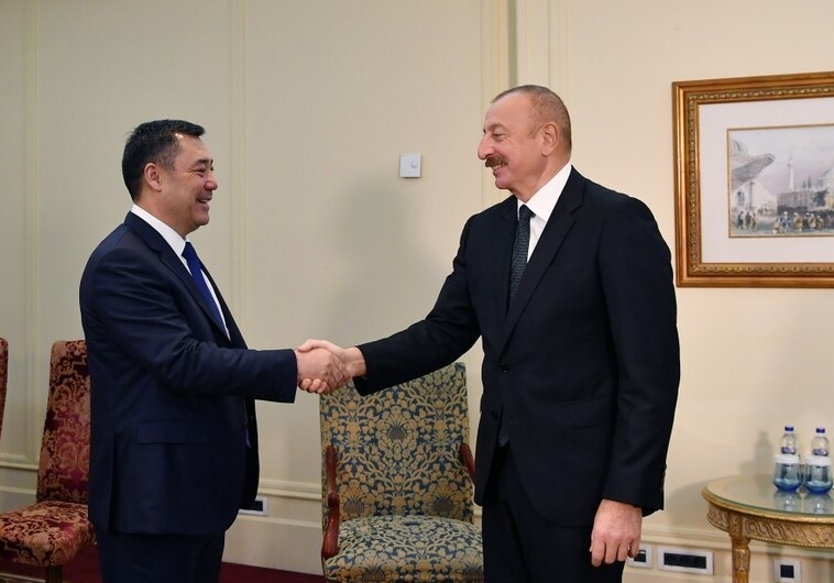 Кыргызский лидер поздравил Президента Азербайджана