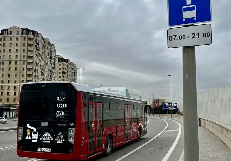 В Баку по маршруту №7А введена в эксплуатацию автобусная полоса