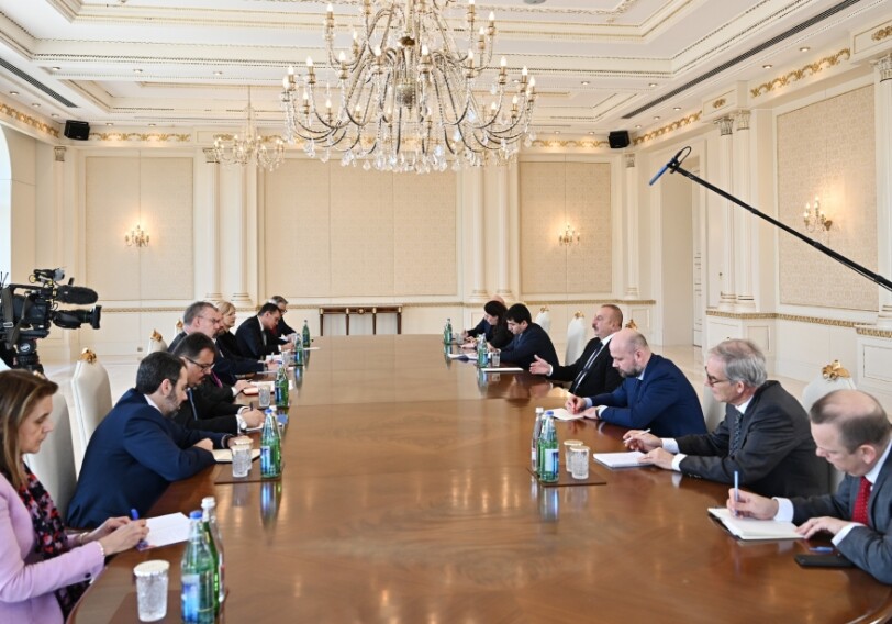 Президент Азербайджана принял делегацию Евросоюза