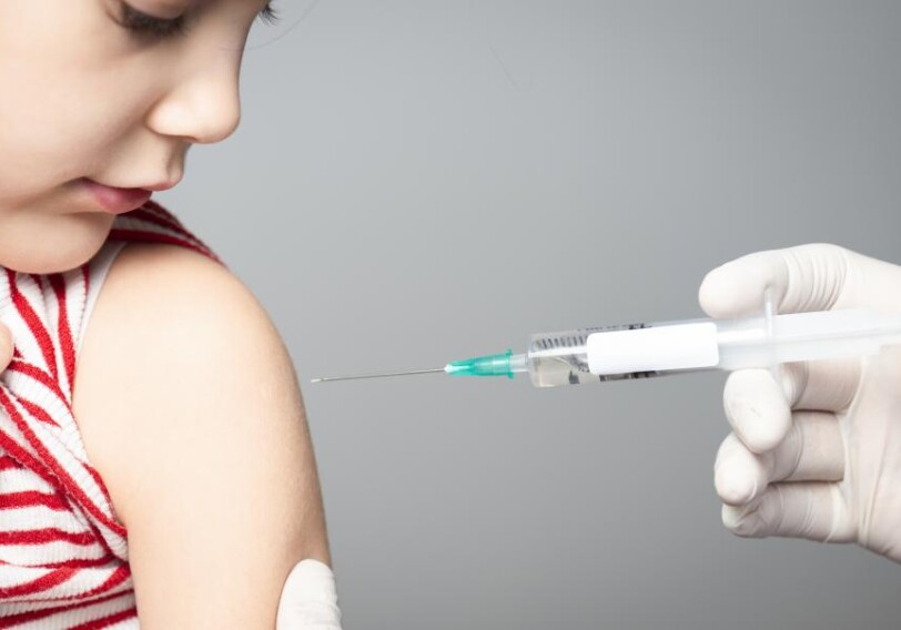 В Лондоне объявили массовую вакцинацию детей от полиомиелита