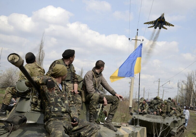Военное положение в Украине продлили еще на три месяца