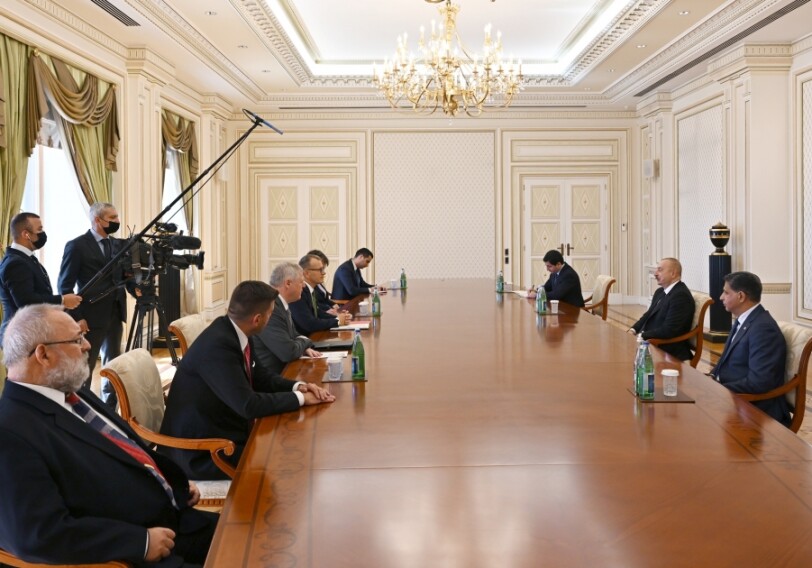 Ильхам Алиев принял председателя парламента Словакии (Фото-Обновлено)