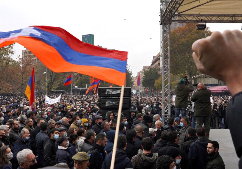 Оппозиция начала митинг в центре Еревана