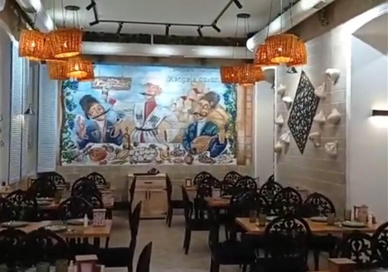 Приостановлена деятельность популярного бакинского кафе Xəngəland (Видео)