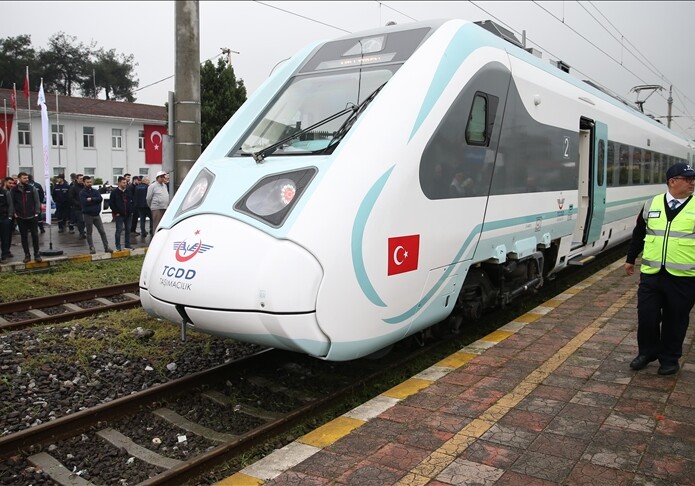 Ж/д оператору Турции передан первый отечественный электропоезд