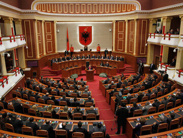 Парламент Албании в третий раз не смог избрать президента