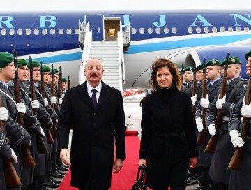 Президент Азербайджана прибыл с визитом в Германию (Фото)